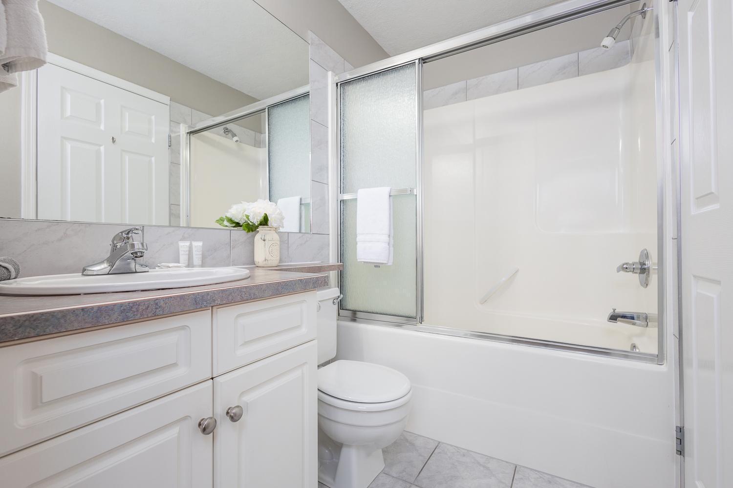 Paradise Canyon Golf Resort - Luxury Condo M405 Lethbridge Bagian luar foto
